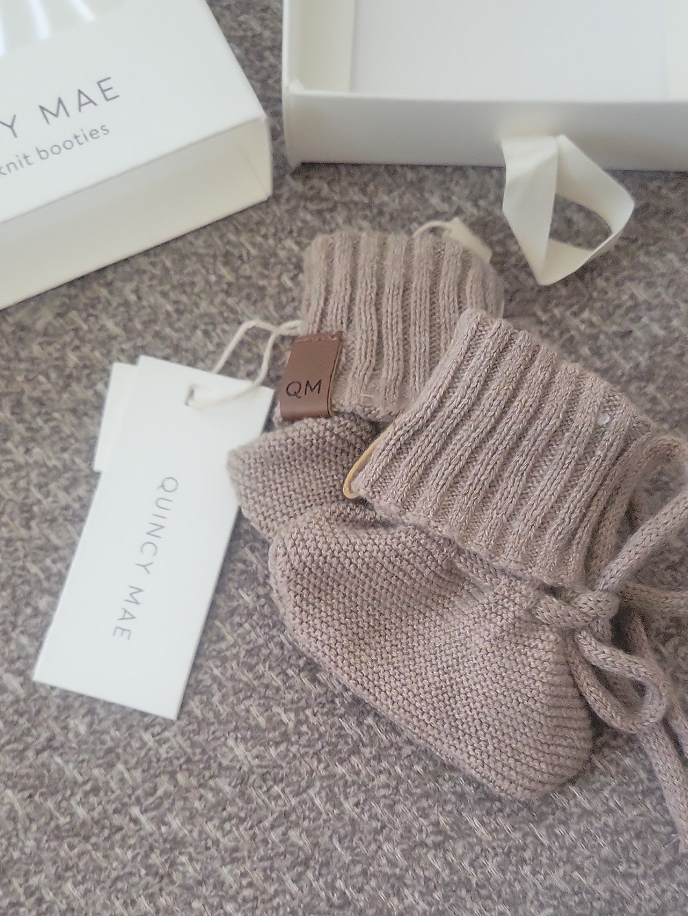 Quincy Mae Knit Baby Booties - Taupe
